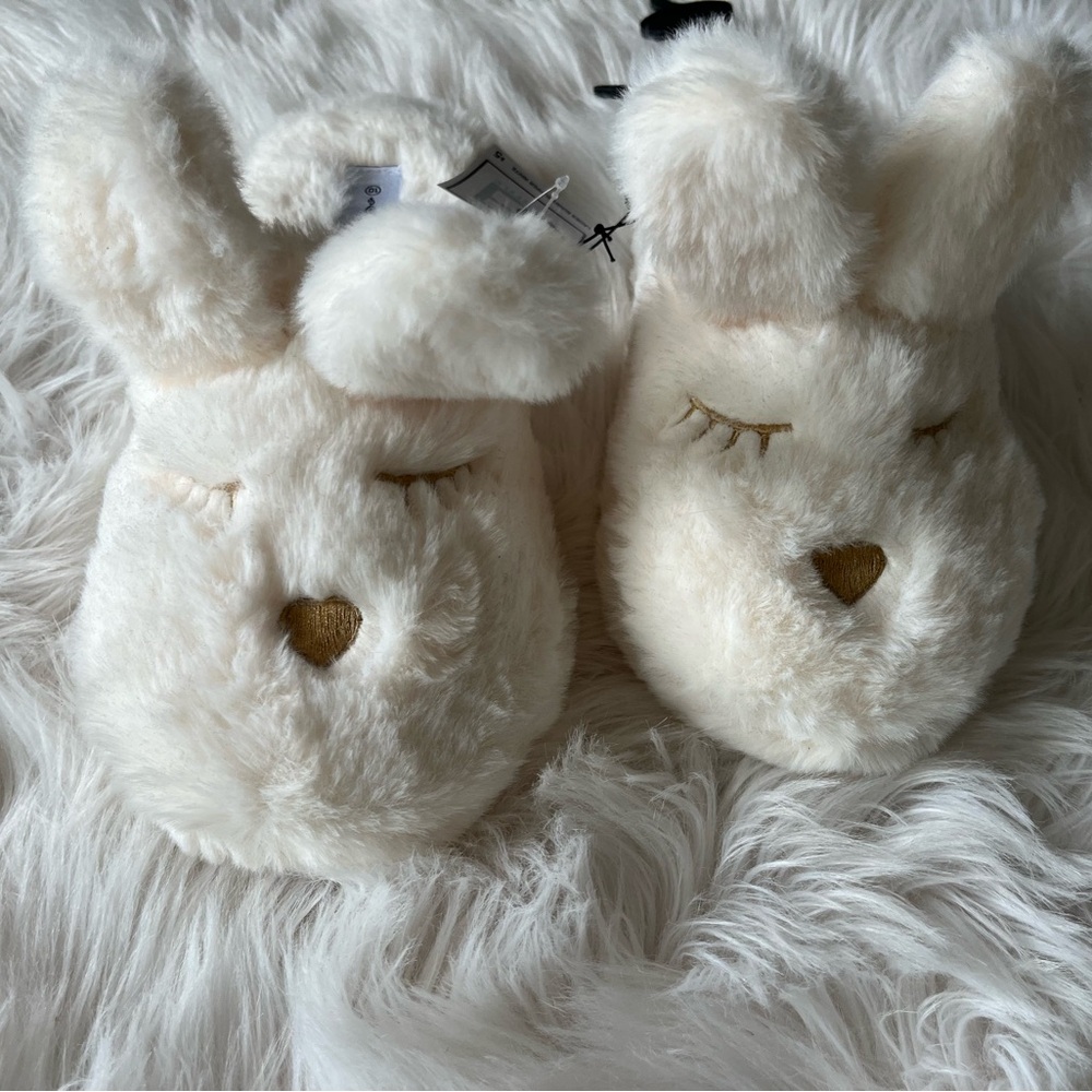 Sole Mates Women’s Bunny Slippers